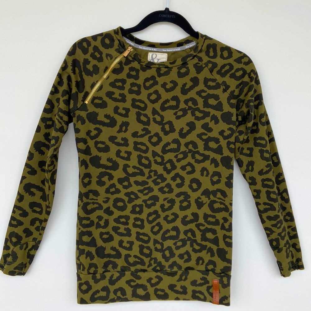 Ampersand Avenue Long Sleeve Top